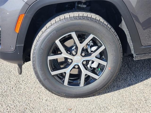 new 2025 Jeep Grand Cherokee car, priced at $43,185