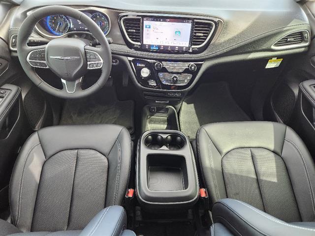 new 2025 Chrysler Pacifica car, priced at $41,255