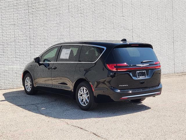 new 2025 Chrysler Pacifica car, priced at $41,255