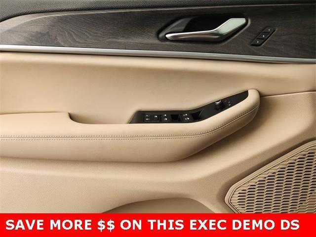 new 2025 Jeep Grand Cherokee car, priced at $48,060