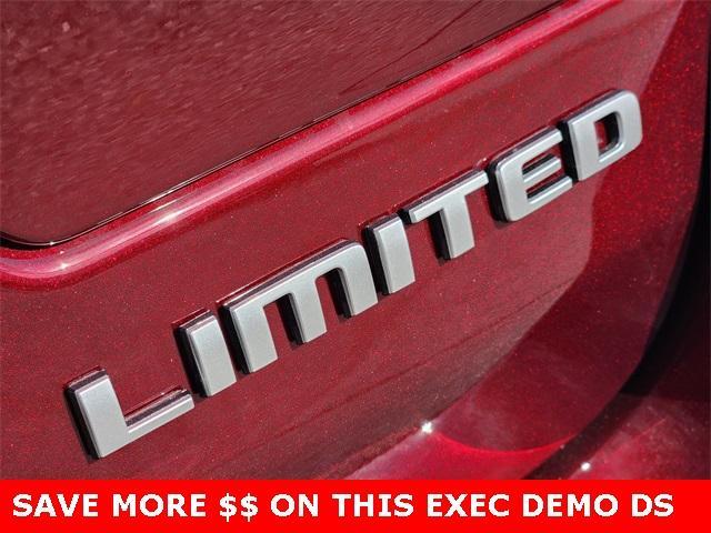 new 2025 Jeep Grand Cherokee car, priced at $48,060