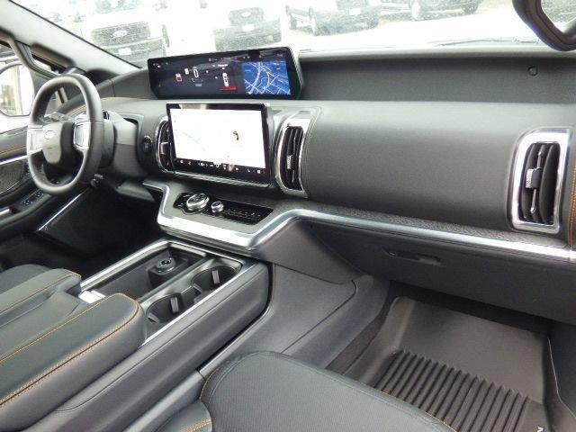 new 2026 Ford Expedition car, priced at $84,426