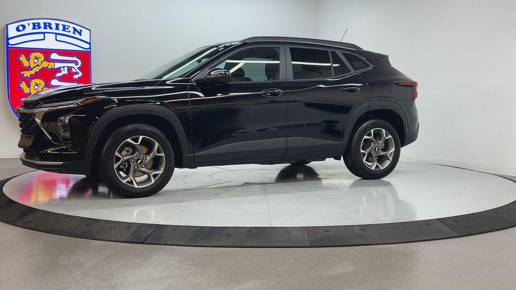 used 2025 Chevrolet Trax car, priced at $20,900