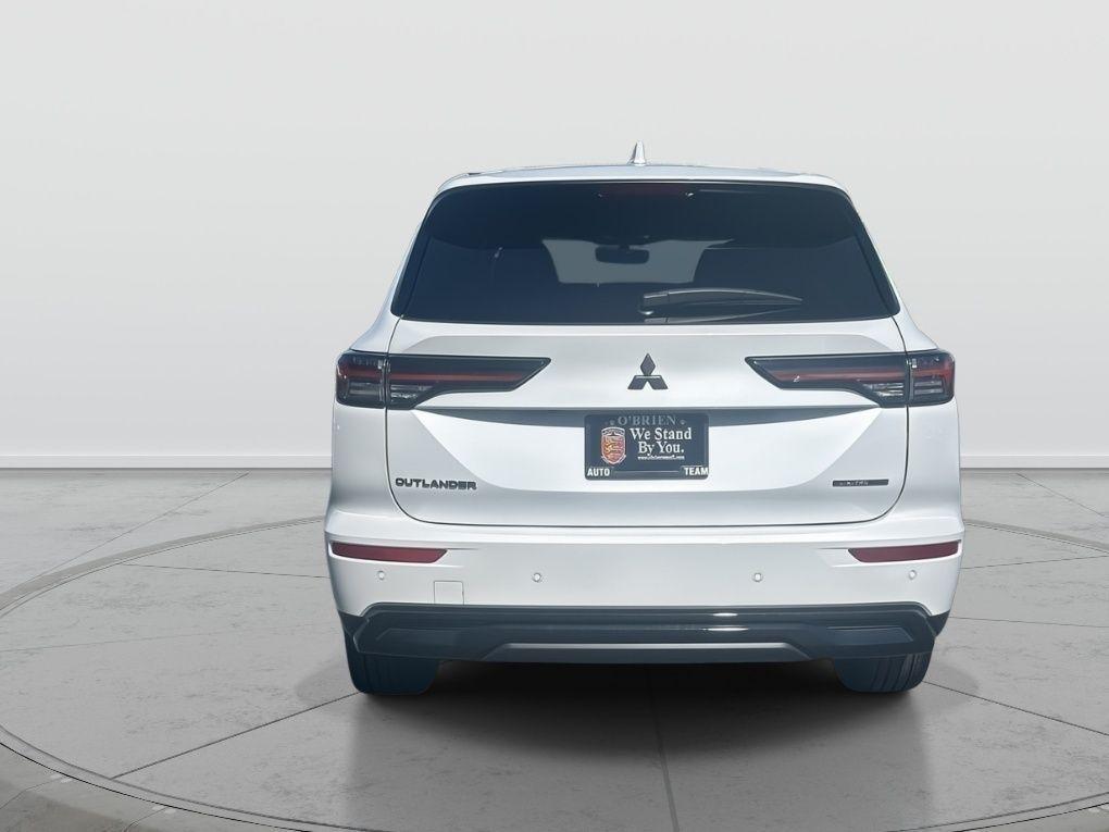 new 2026 Mitsubishi Outlander car