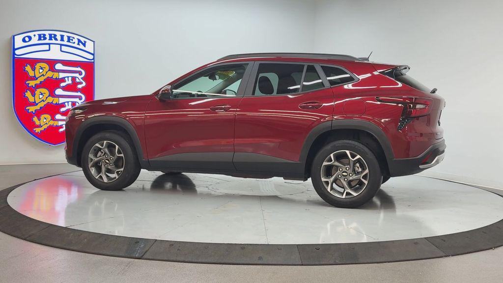used 2025 Chevrolet Trax car, priced at $22,300