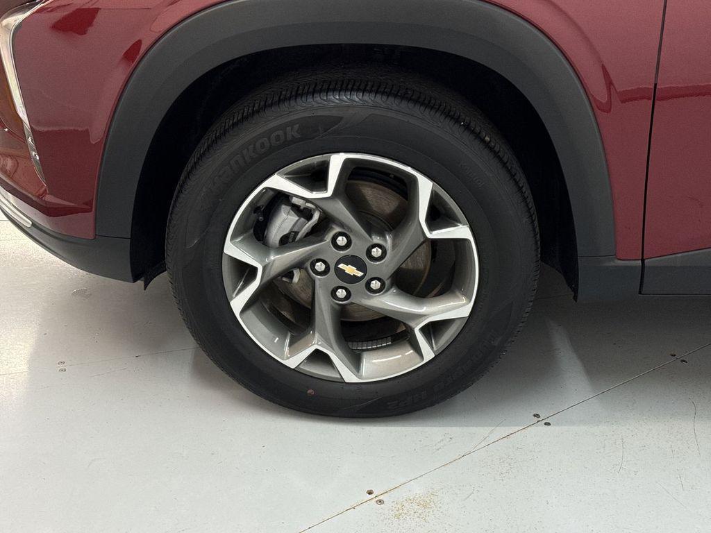 used 2025 Chevrolet Trax car, priced at $22,300