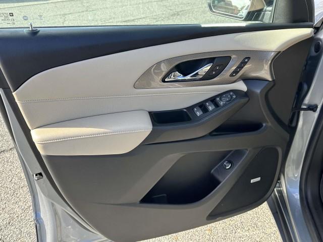 used 2023 Chevrolet Traverse car, priced at $35,998