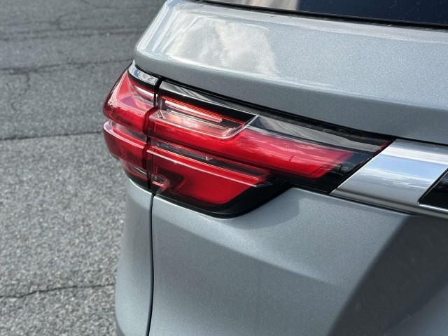 used 2023 Chevrolet Traverse car, priced at $35,998