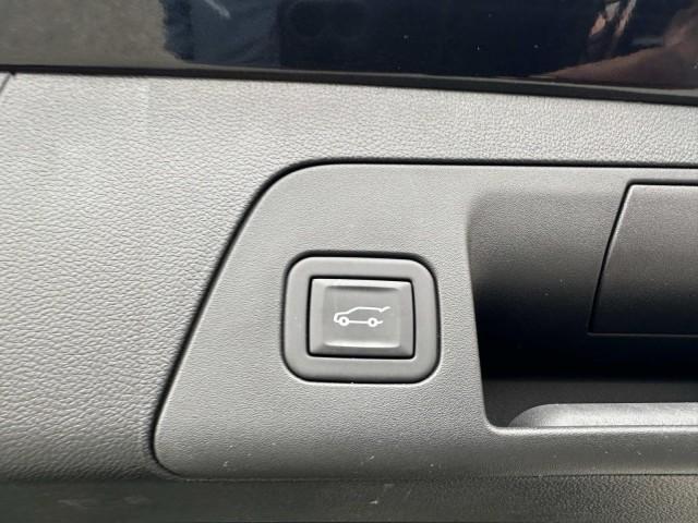 used 2023 Buick Envision car, priced at $31,900