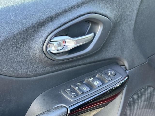 used 2020 Jeep Cherokee car, priced at $17,998