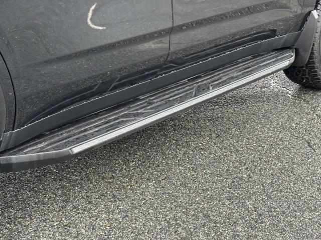 used 2021 Chevrolet Tahoe car, priced at $43,998