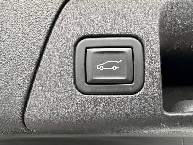 used 2023 Buick Envision car, priced at $20,998