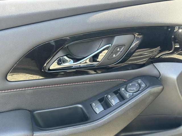 used 2023 Chevrolet Traverse car, priced at $37,998