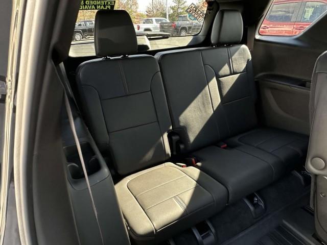 used 2023 Chevrolet Traverse car, priced at $37,998