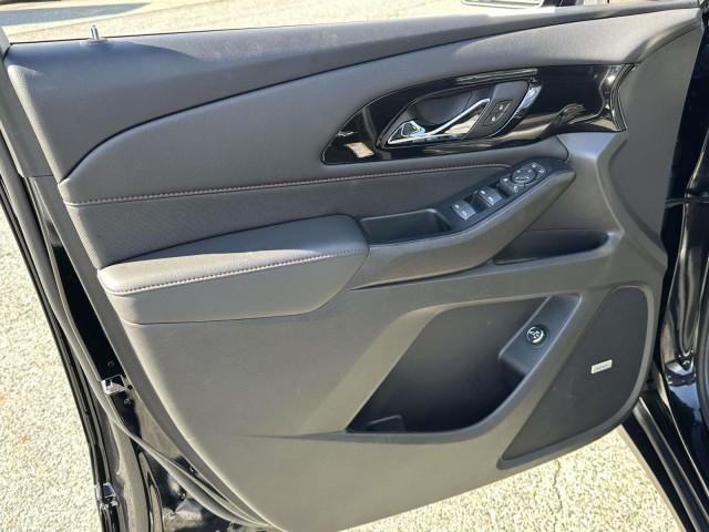 used 2023 Chevrolet Traverse car, priced at $37,998