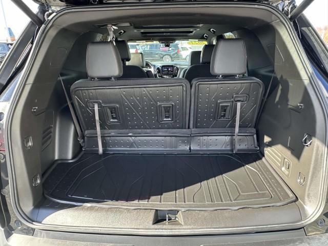 used 2023 Chevrolet Traverse car, priced at $37,998