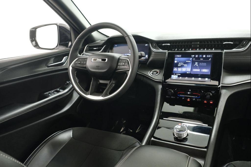 used 2023 Jeep Grand Cherokee car, priced at $35,166