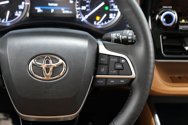 used 2022 Toyota Highlander car, priced at $41,988