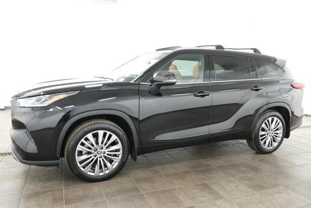 used 2023 Toyota Highlander Hybrid car, priced at $44,488