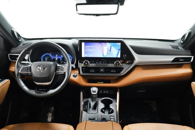 used 2023 Toyota Highlander Hybrid car, priced at $44,488