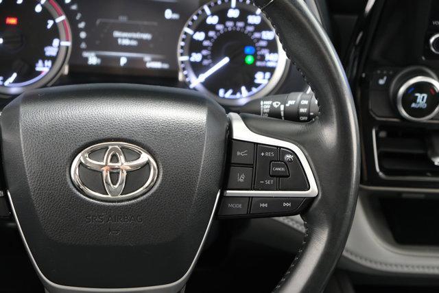 used 2023 Toyota Highlander car, priced at $32,692