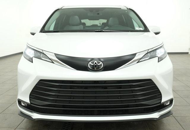 used 2026 Toyota Sienna car, priced at $48,654
