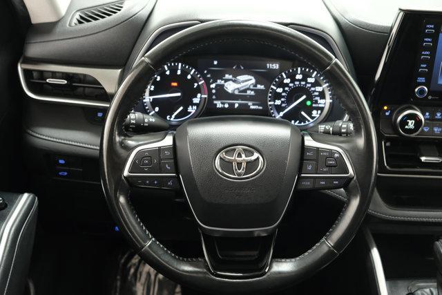 used 2020 Toyota Highlander car, priced at $28,225