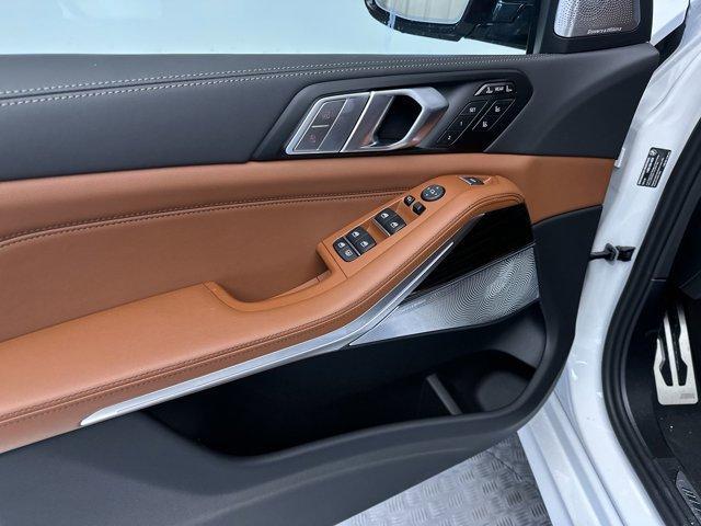 new 2027 BMW X7 car, priced at $125,755
