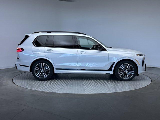 new 2027 BMW X7 car, priced at $125,755