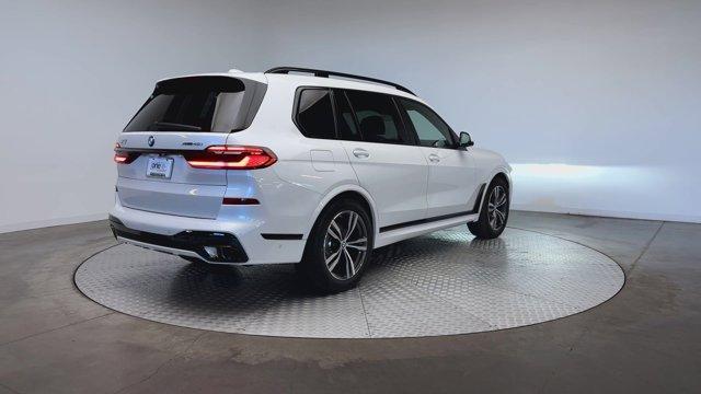 new 2026 BMW X7 car, priced at $106,105