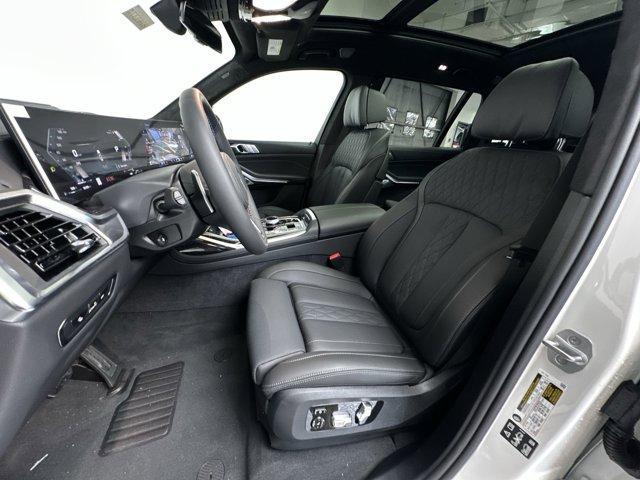 new 2026 BMW X7 car, priced at $127,955