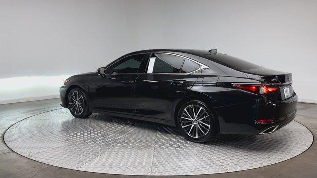 used 2024 Lexus ES 350 car, priced at $40,487