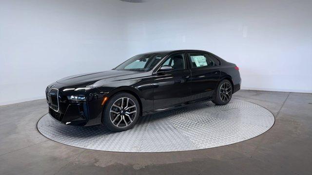new 2025 BMW 760 car, priced at $133,075
