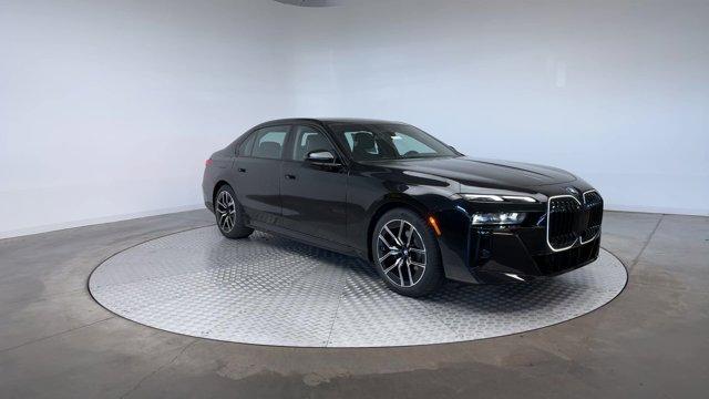 new 2025 BMW 760 car, priced at $133,075