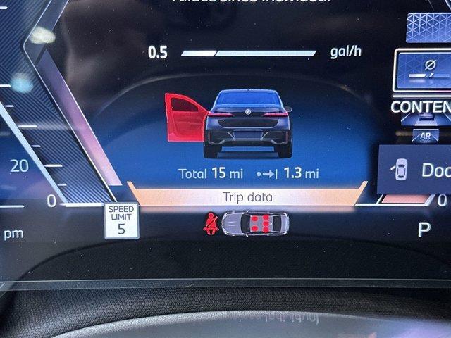 new 2025 BMW 760 car, priced at $132,675