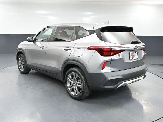 Steel Gray 2021 Kia Seltos LX