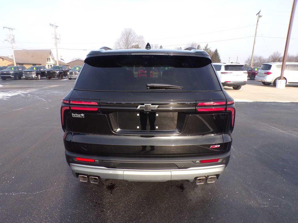 new 2026 Chevrolet Traverse car, priced at $53,170