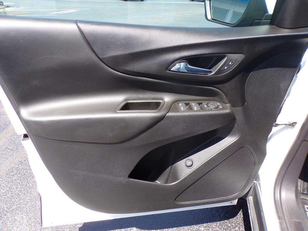 used 2021 Chevrolet Equinox car, priced at $19,922