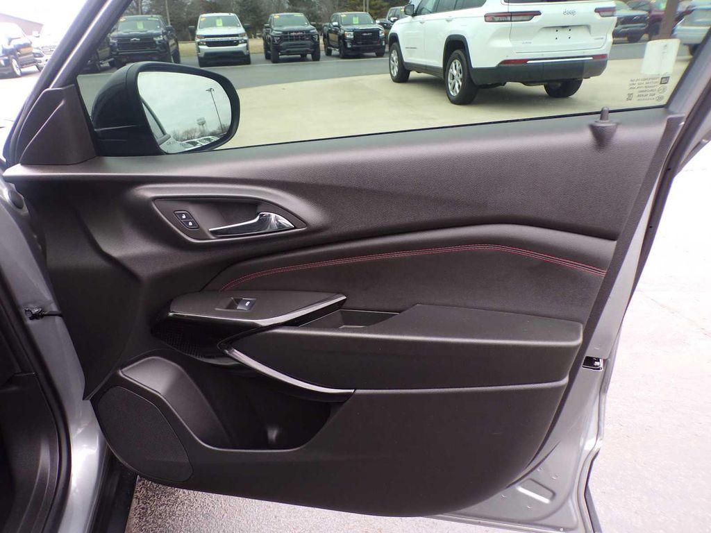 used 2024 Chevrolet Trax car, priced at $18,971