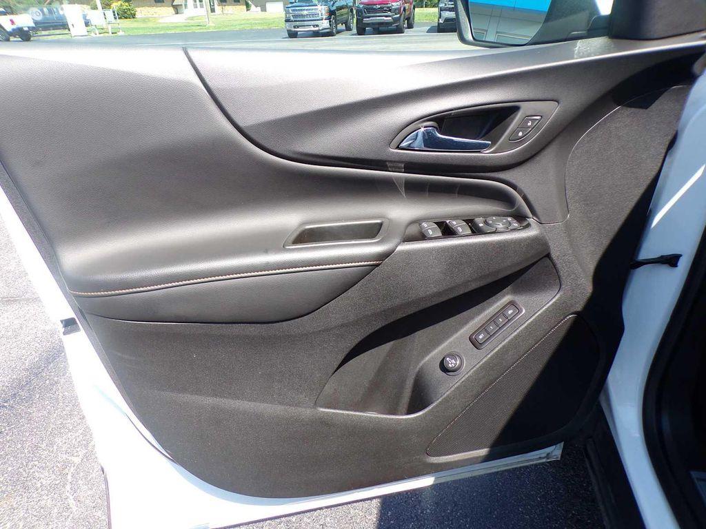 used 2022 Chevrolet Equinox car, priced at $21,988