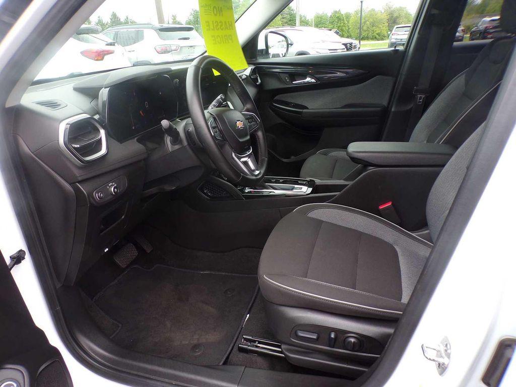 used 2024 Chevrolet TrailBlazer car, priced at $22,988
