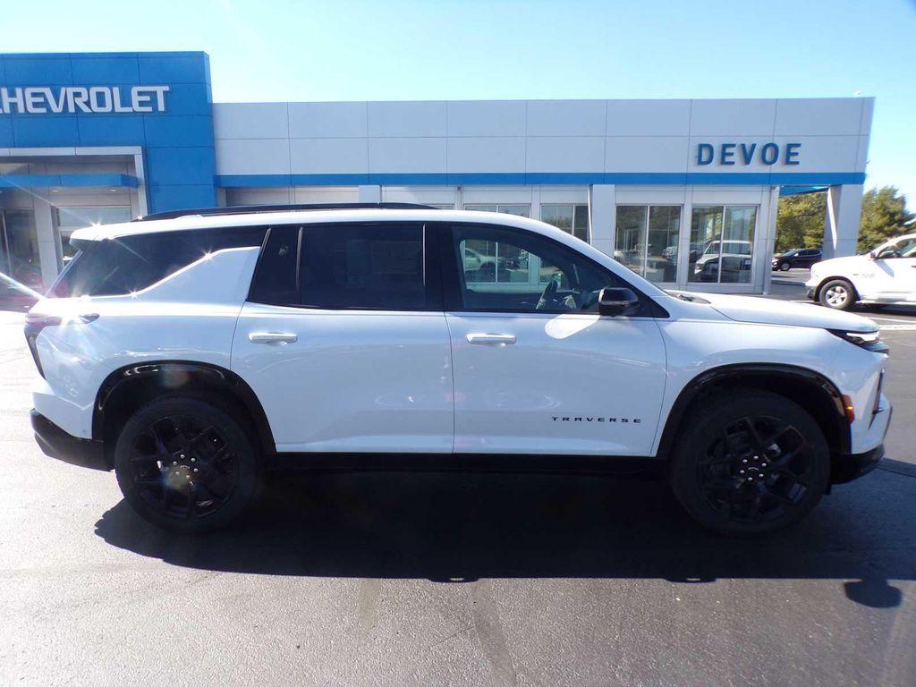 new 2026 Chevrolet Traverse car, priced at $53,802