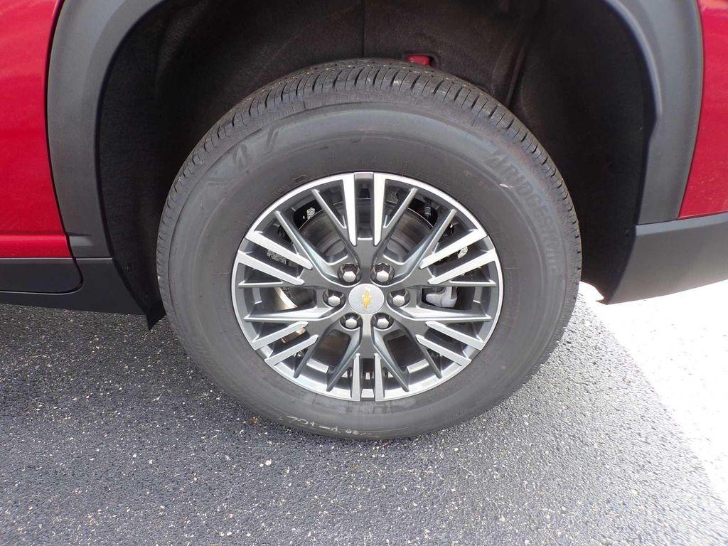 new 2026 Chevrolet Traverse car, priced at $47,145