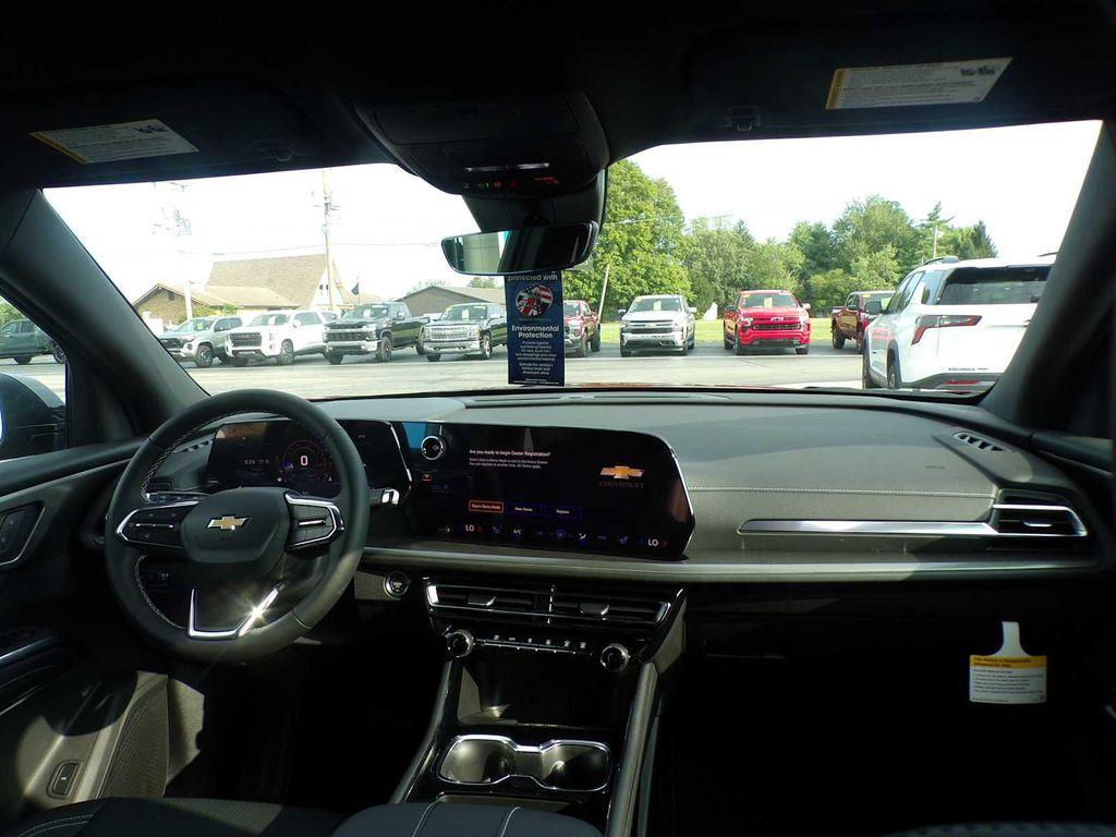 new 2026 Chevrolet Traverse car, priced at $47,145