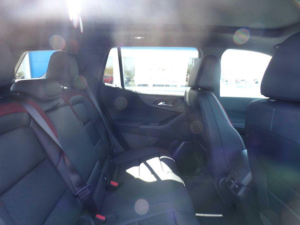 new 2026 Chevrolet Equinox car, priced at $38,618