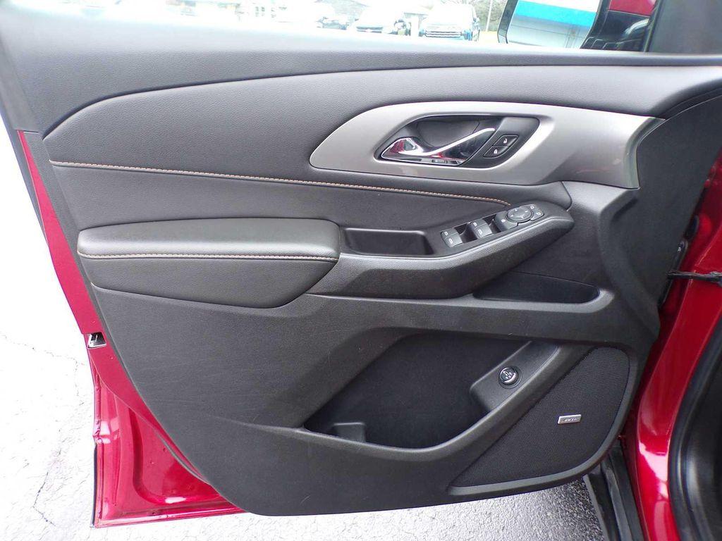 used 2020 Chevrolet Traverse car, priced at $21,966