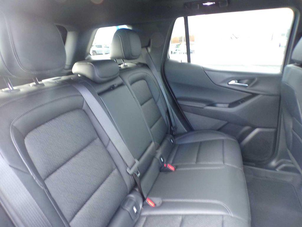 new 2026 Chevrolet Equinox car, priced at $34,265