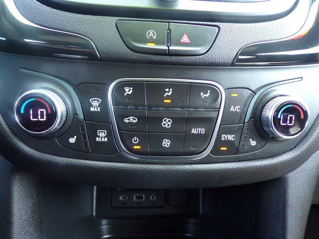 used 2023 Chevrolet Equinox car, priced at $25,944