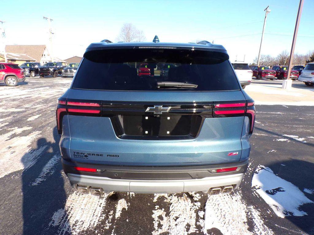 new 2026 Chevrolet Traverse car, priced at $50,164