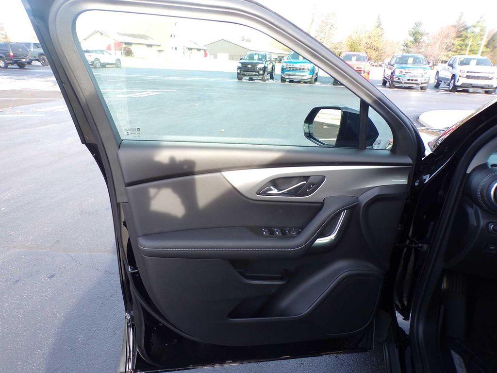 new 2025 Chevrolet Blazer car, priced at $34,439